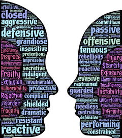 爱游戏体育入口-英超防守反击战术调整与场均抢断次数关系分析，英超球队战术